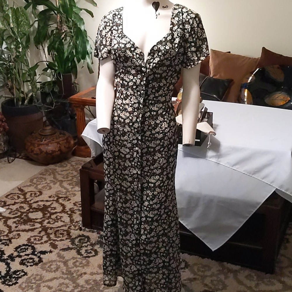 Absolutely Super sexy button up dress